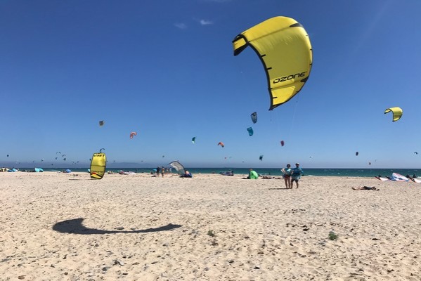 Lost Elementos Kitesurfing (Tarifa, España)