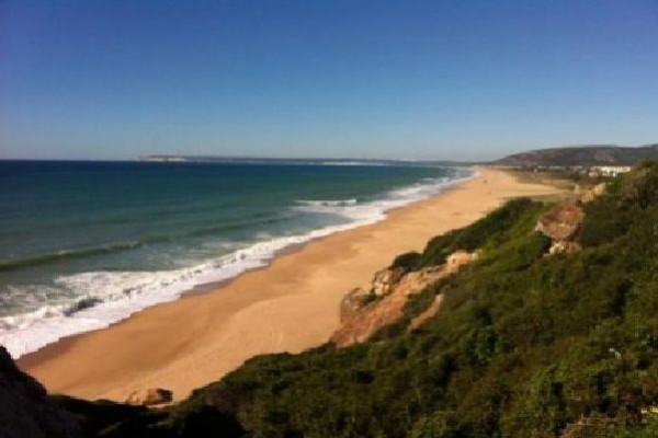 ZAHARA SURF (Zahara de los Atunes, Spanien)