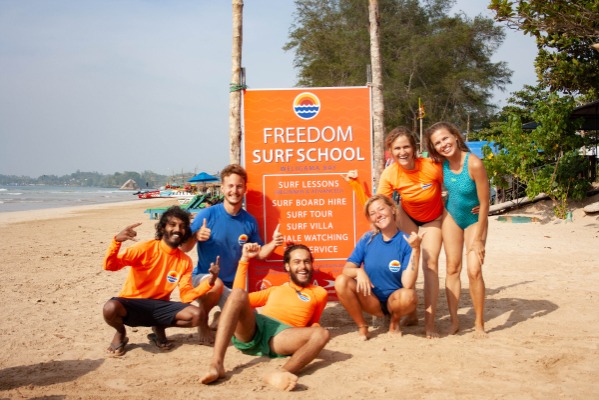 Freedom Surf School (Weligama Bay)